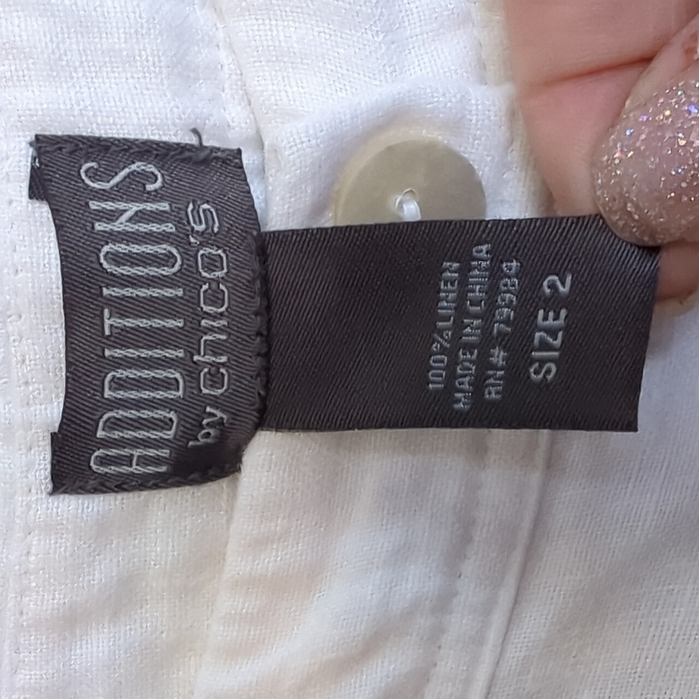 Chico's 100% Linen Cropped Wide-Leg Pants - Picture 4 of 9